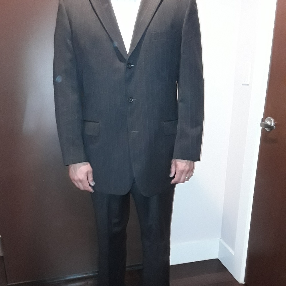 Men's suit